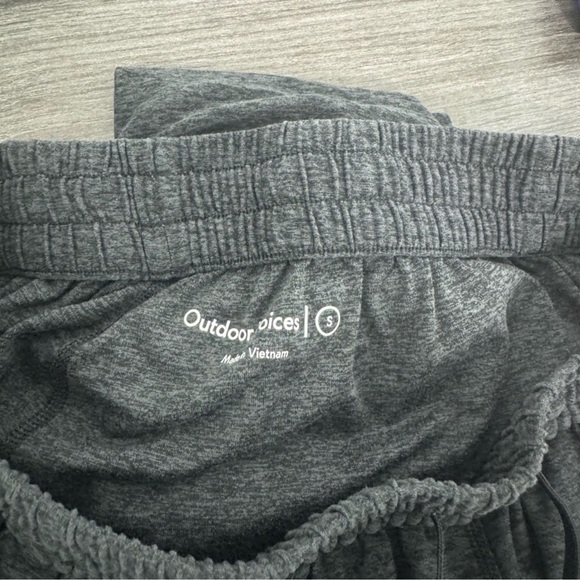 Outdoor Voices CloudKnit Sweatpant in Charcoal Size Small Atheisure Lounging - Picture 3 of 12
